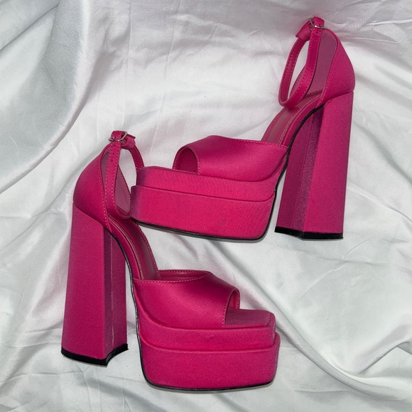 Public Desire Hot Pink Platform Barbie Inspired 70’s Retro Sexy Heel size UK 4 - Picture 5 of 12
